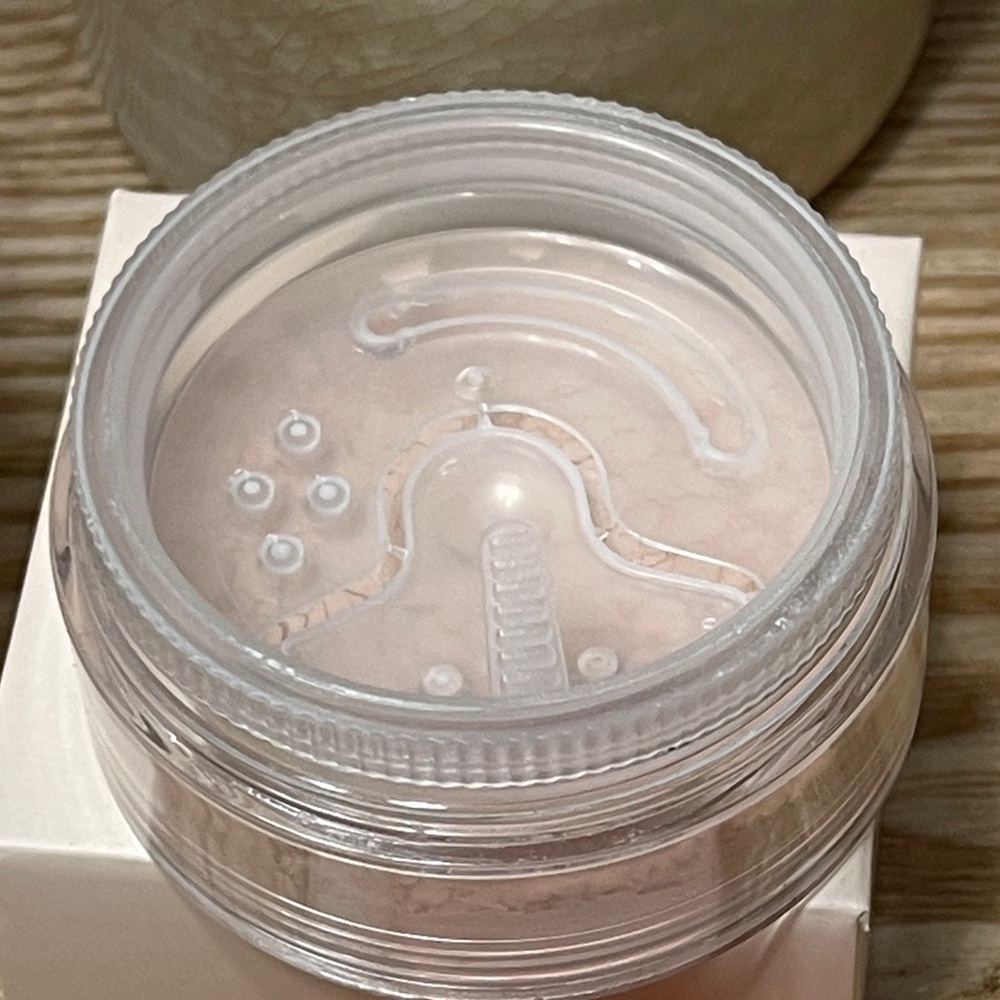 BASIC BEAUTY Translucent Setting Powder - Picture 9 of 10